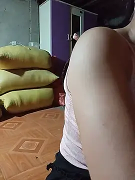 Tieuvy122 webcam