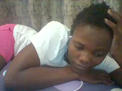 tina_2030 webcam