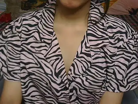 your-zoya webcam