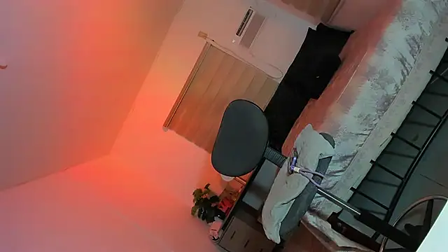 hornydoll99 webcam