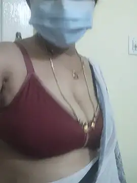 Raashi_15 webcam