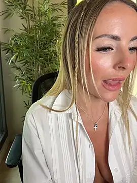 EmaSalis webcam
