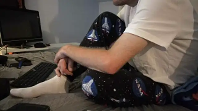 BabyDino_1992 webcam