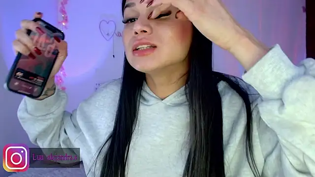 alee_lenoxx webcam