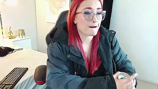 Lilith_NoirF webcam