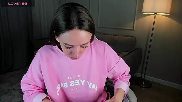 cutienaughtygirl webcam