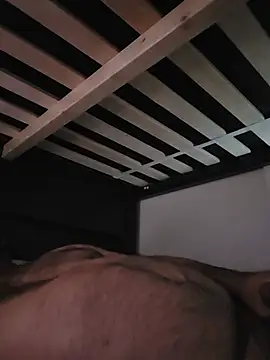 roddog18 (Ask my age) - Cum in the shower