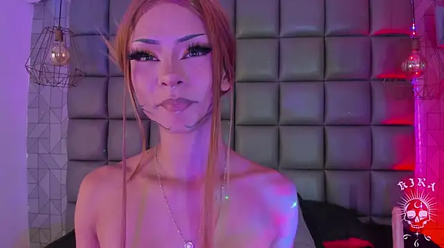 kira_vance webcam