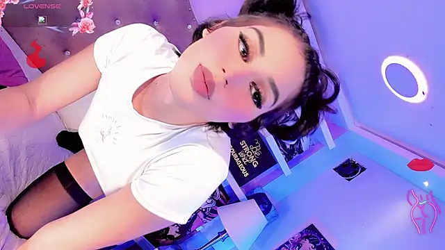 Valentiina_Foxx webcam