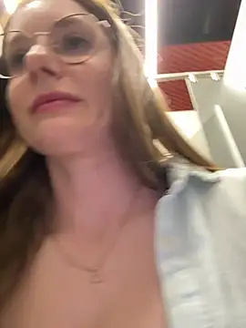 FReyja_44 webcam