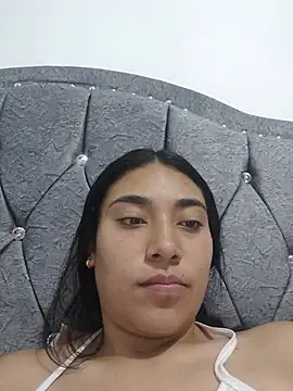 Kayle_Aurora webcam
