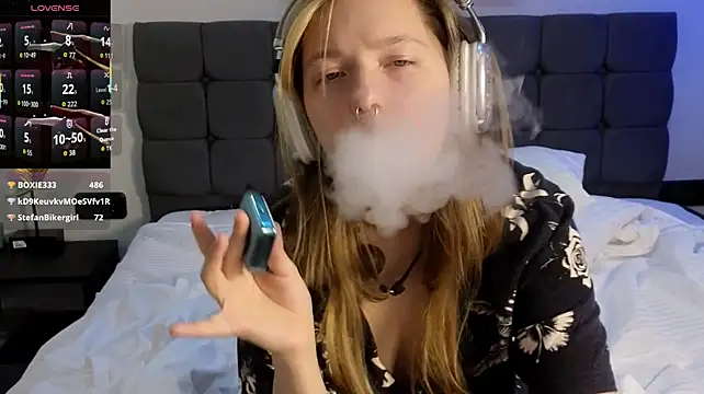 LauraLowe webcam