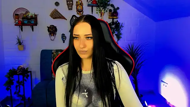 MonicaLowes webcam