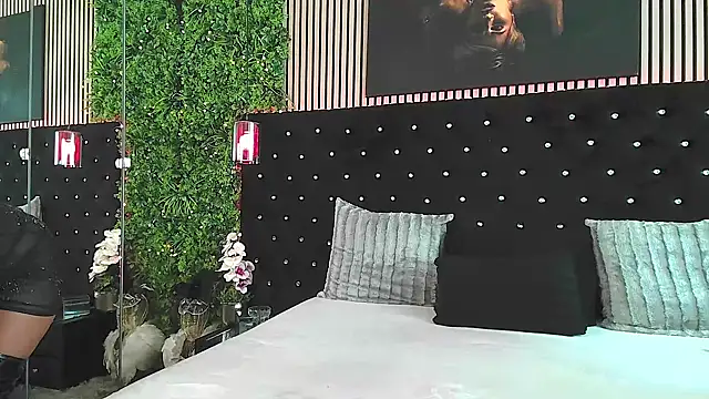 InannaStar webcam