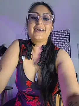 Amber_gold_ webcam