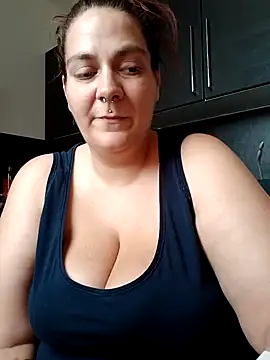 ThickPrincessKlara webcam
