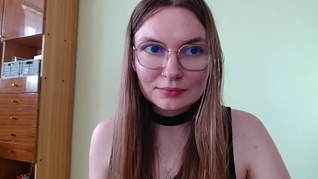 LooveELLYx webcam