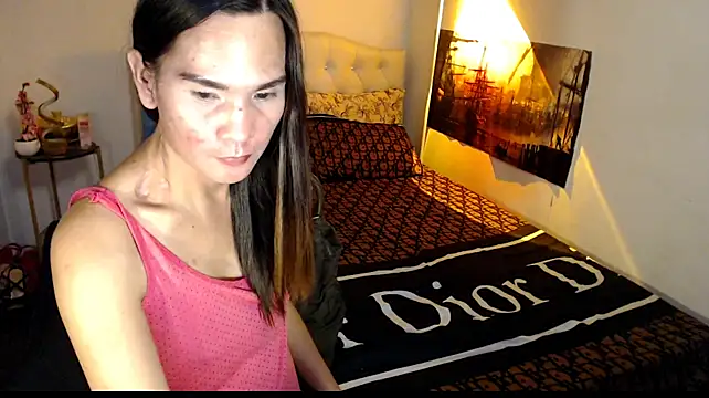 NinaDOM4CUM webcam