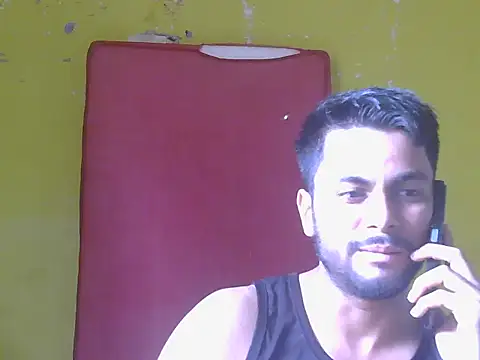 Stubborndesiboy live cam on StripChat