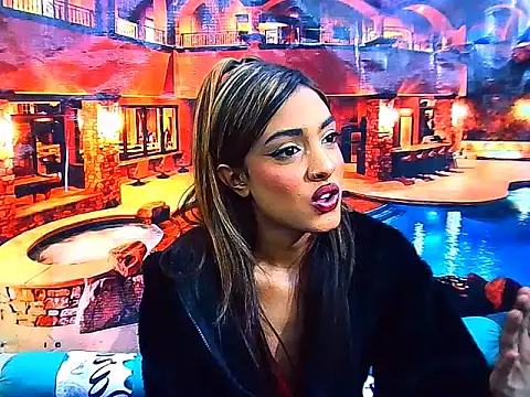 IndianPretty14u2Luv webcam