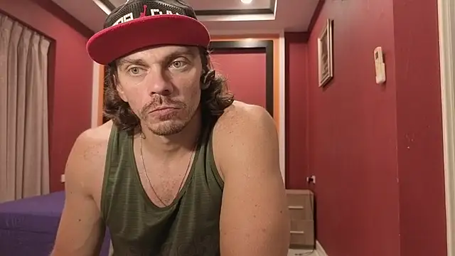 Marrymeplz webcam