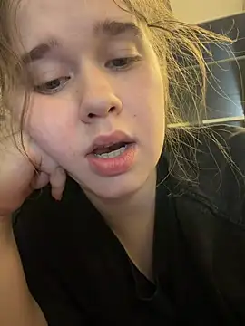 HornyGirlH