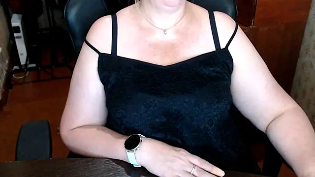 AlisaHot55 webcam