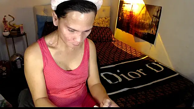 NinaDOM4CUM webcam