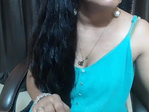 Kudi_Kiyara webcam