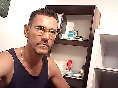 mastercharisma35 webcam