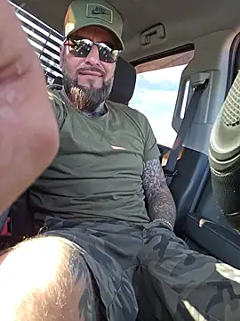Beardedtattood live sex cam