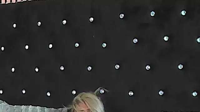 InannaStar webcam