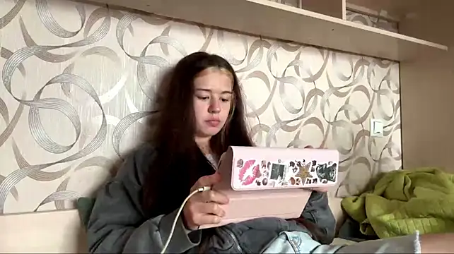 dawnmistX webcam