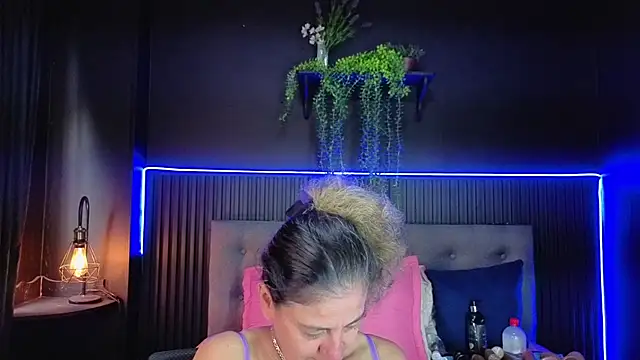 sasi_luna webcam