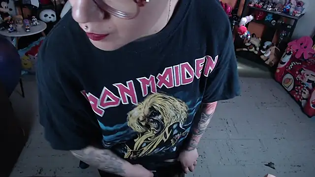 MissMiia2 webcam