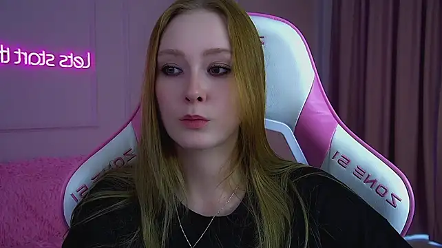 AgataFoxley webcam