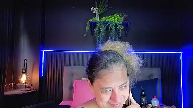 sasi_luna webcam
