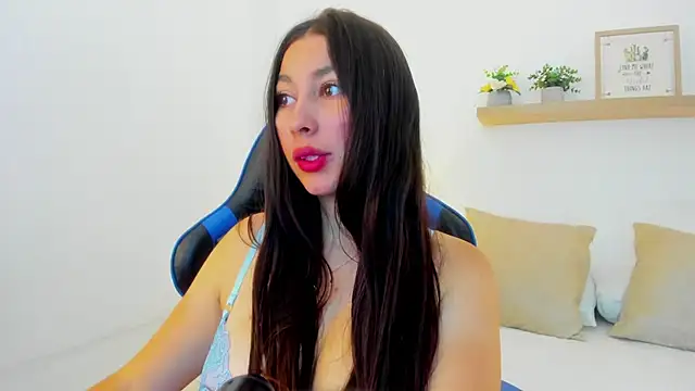 bella_99_ webcam