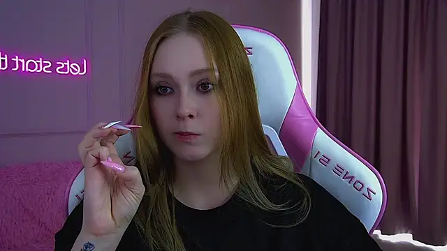 AgataFoxley webcam