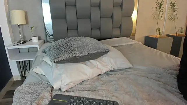 Charlie___Musk webcam