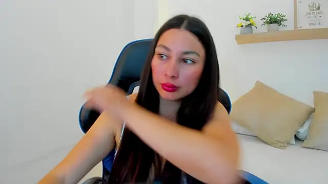 bella_99_ webcam