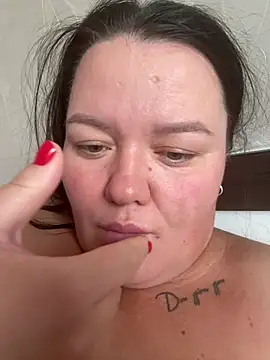 SunnyLeila2101 webcam