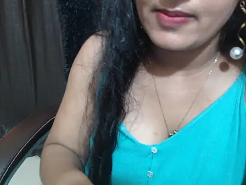 Kudi_Kiyara webcam