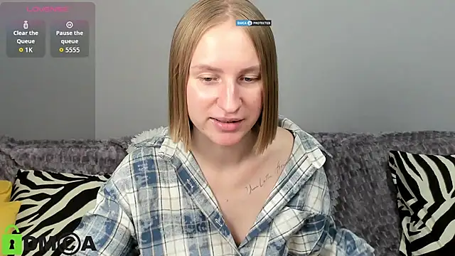 BeautyBlondy webcam