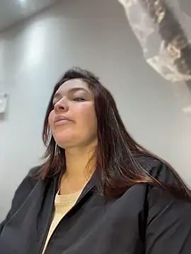 sarahreyess_11 webcam