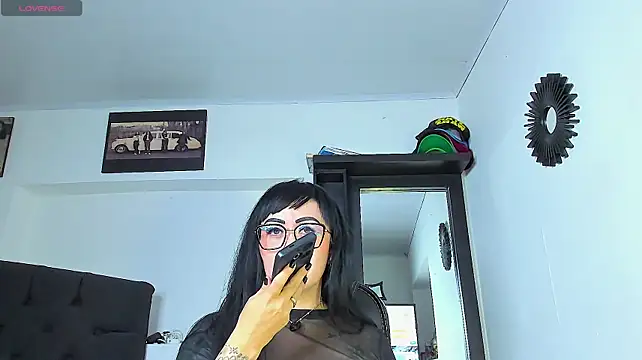 Vicky_hotmilf webcam