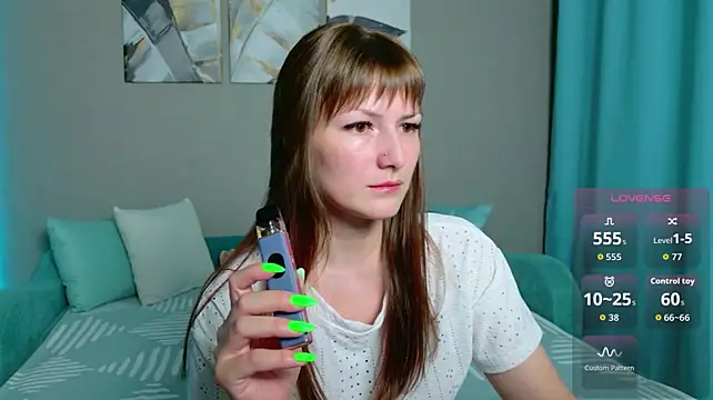 Alice_Vixen__ webcam