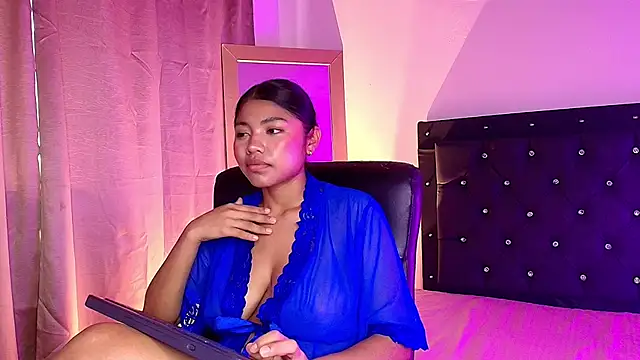 Ari_stone webcam