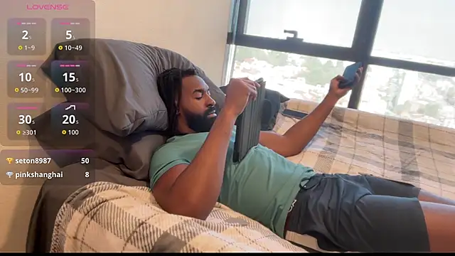 blackmuscless webcam