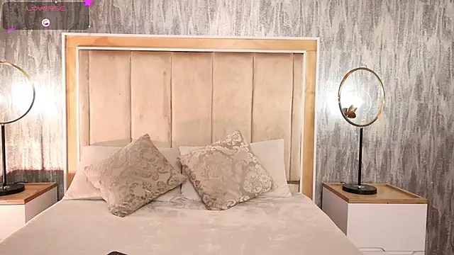 Laura_Hentai_ webcam